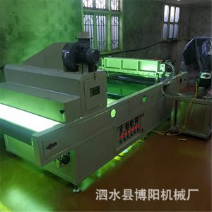 性能穩(wěn)定固化機_櫥柜家具板材uv光油集成墻板uv光油淋幕機性能穩(wěn)定固化機