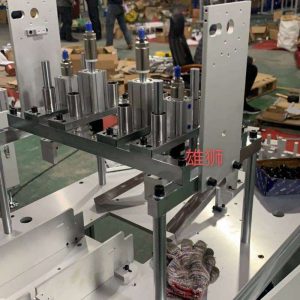全自動口罩機_雄獅口罩機一次性無紡布三層口罩機全自動